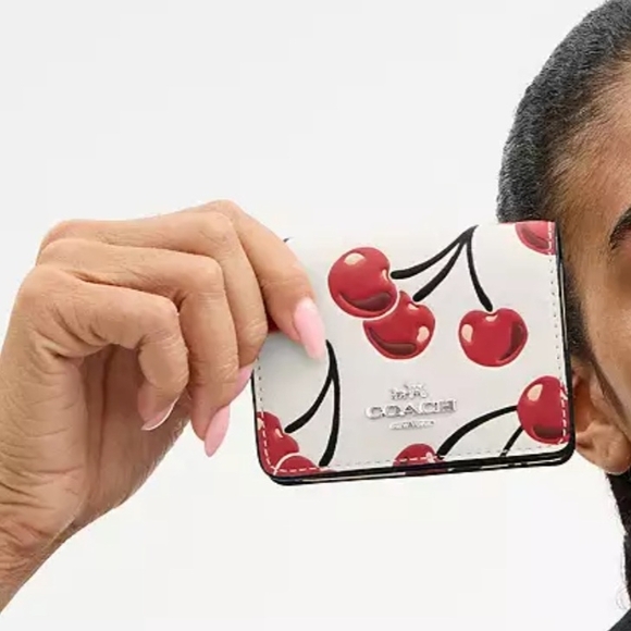 NWT Coach Mini Wallet On A Chain With Rosette Print CZ022 - Picture 6 of 6